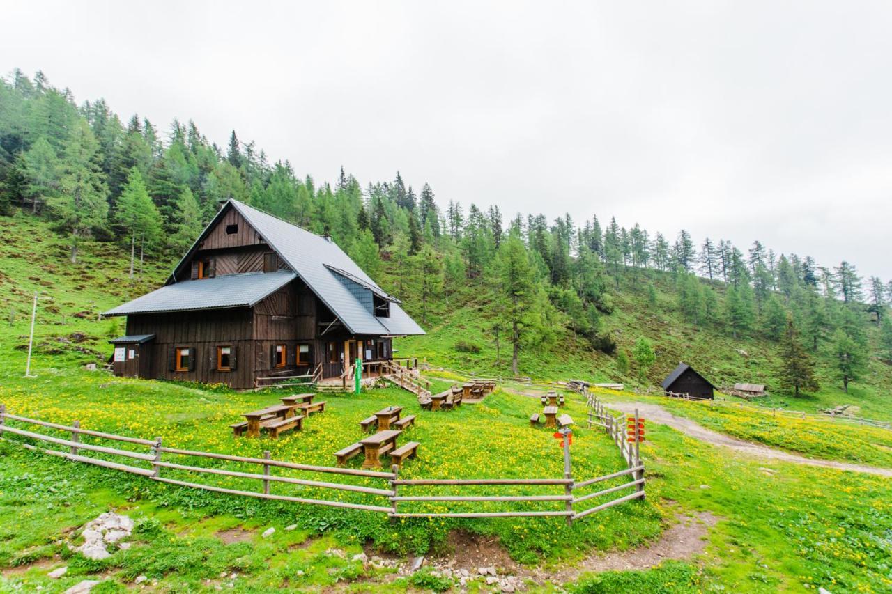 Loža Loka At Raduha
